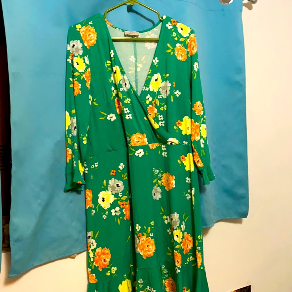 Floral green LOFT dress